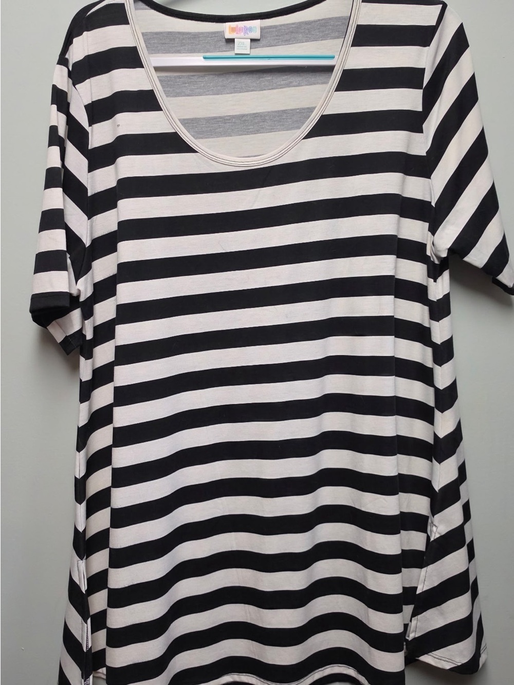 LuLaRoe Black and White Striped Scoop Neck Tunic
